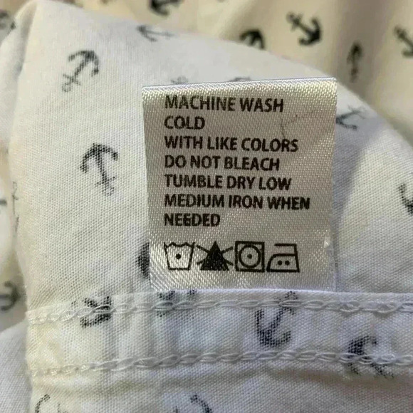 pd&c nautical  motif, short-sleeved button-down, 100% cotton blouse - Picture 5 of 6